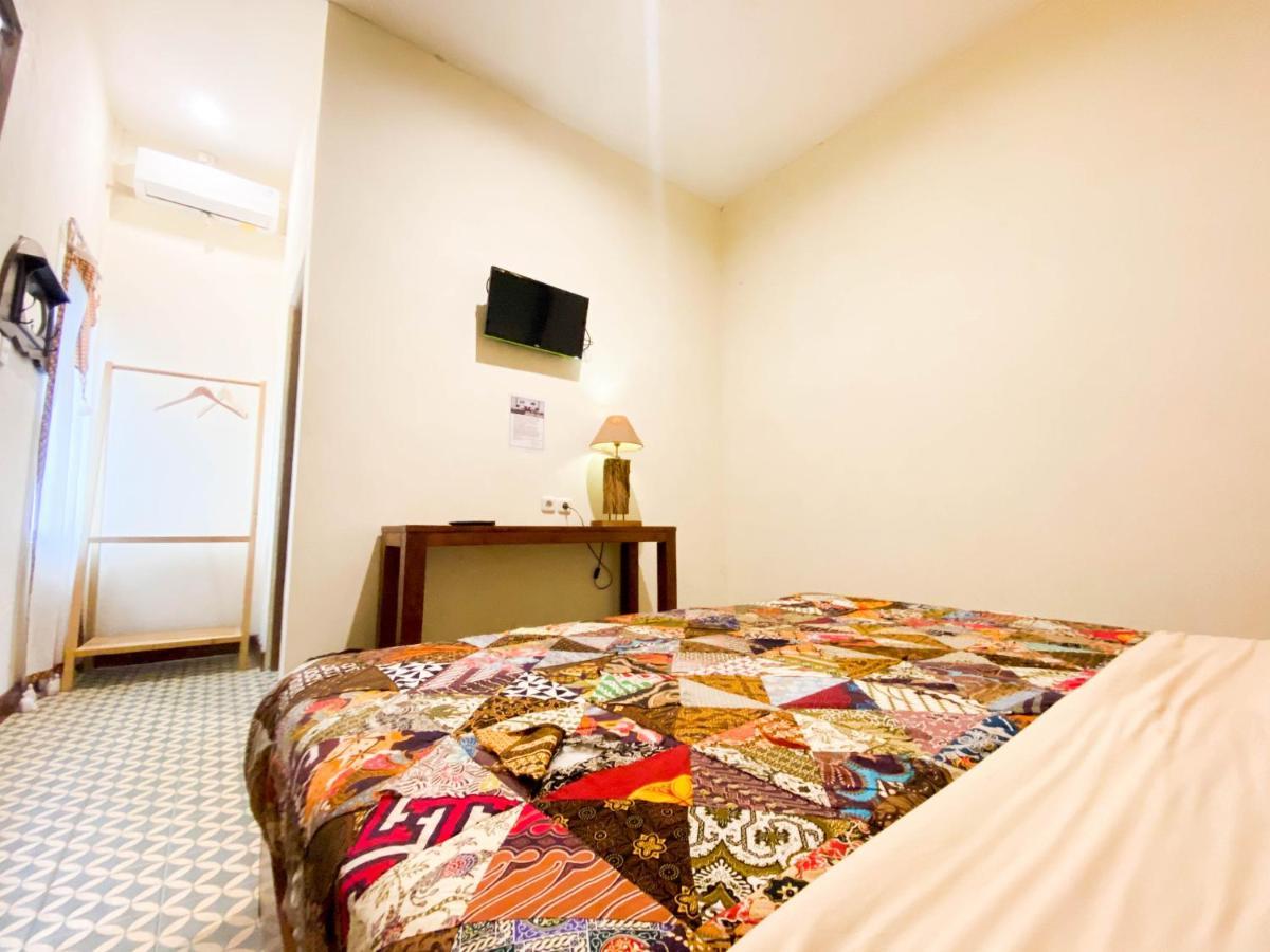 Hinggil Homestay Syariah Malioboro Yogya Mitra Reddoorz Jogjakarta Buitenkant foto