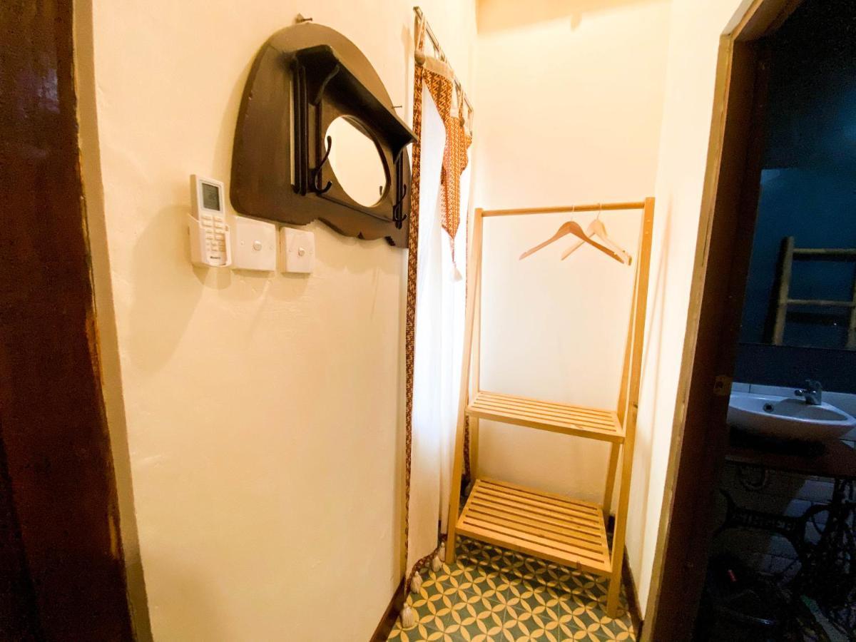 Hinggil Homestay Syariah Malioboro Yogya Mitra Reddoorz Jogjakarta Buitenkant foto
