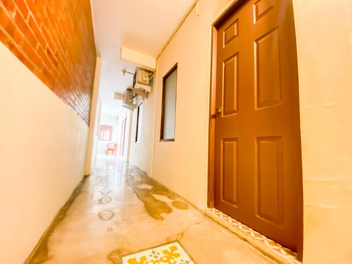 Hinggil Homestay Syariah Malioboro Yogya Mitra Reddoorz Jogjakarta Buitenkant foto
