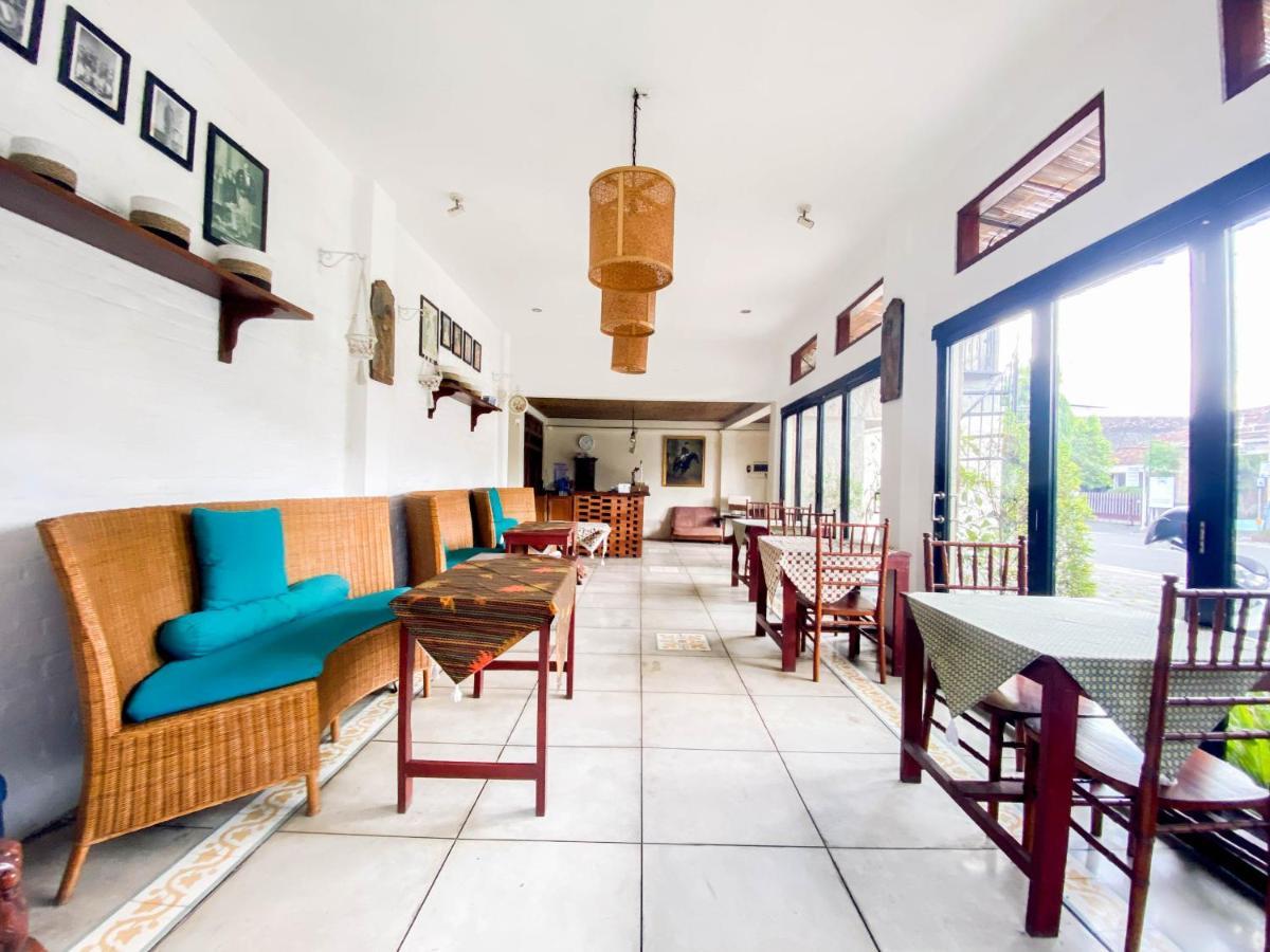 Hinggil Homestay Syariah Malioboro Yogya Mitra Reddoorz Jogjakarta Buitenkant foto