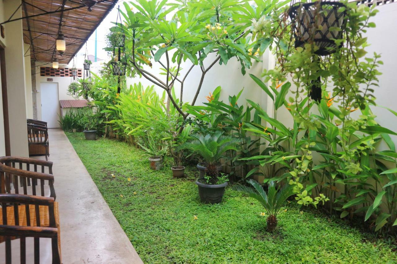 Hinggil Homestay Syariah Malioboro Yogya Mitra Reddoorz Jogjakarta Buitenkant foto